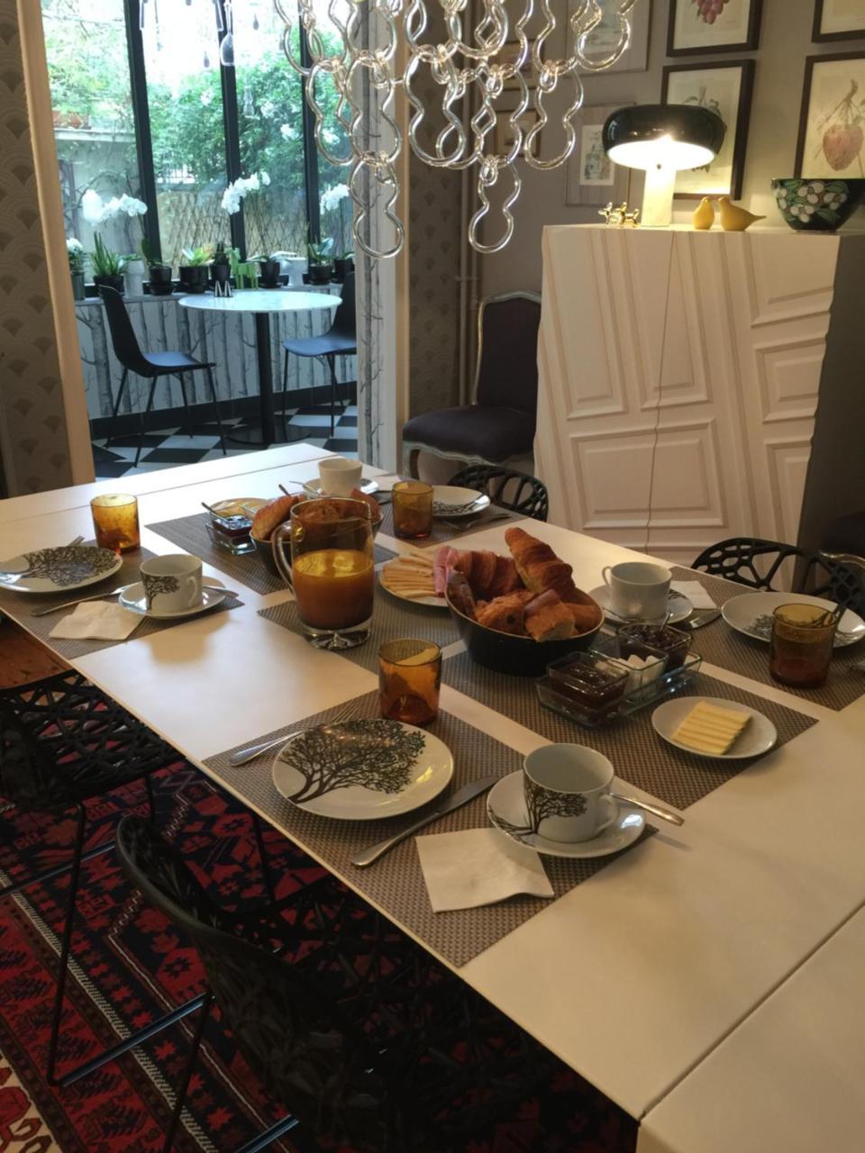 Couette-café La Desvaux De Marigny *